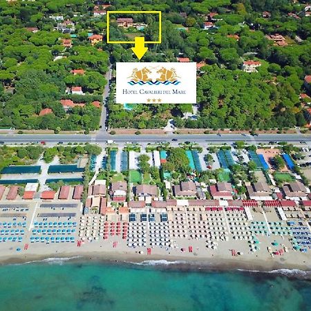 Hotel Cavalieri Del Mare Marina di Massa Eksteriør billede