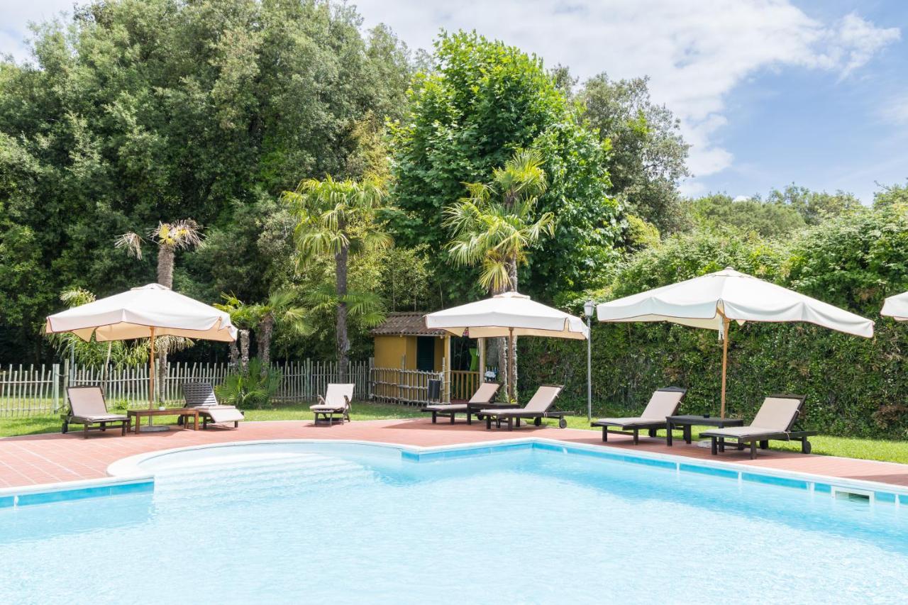 Hotel Cavalieri Del Mare Marina di Massa Eksteriør billede